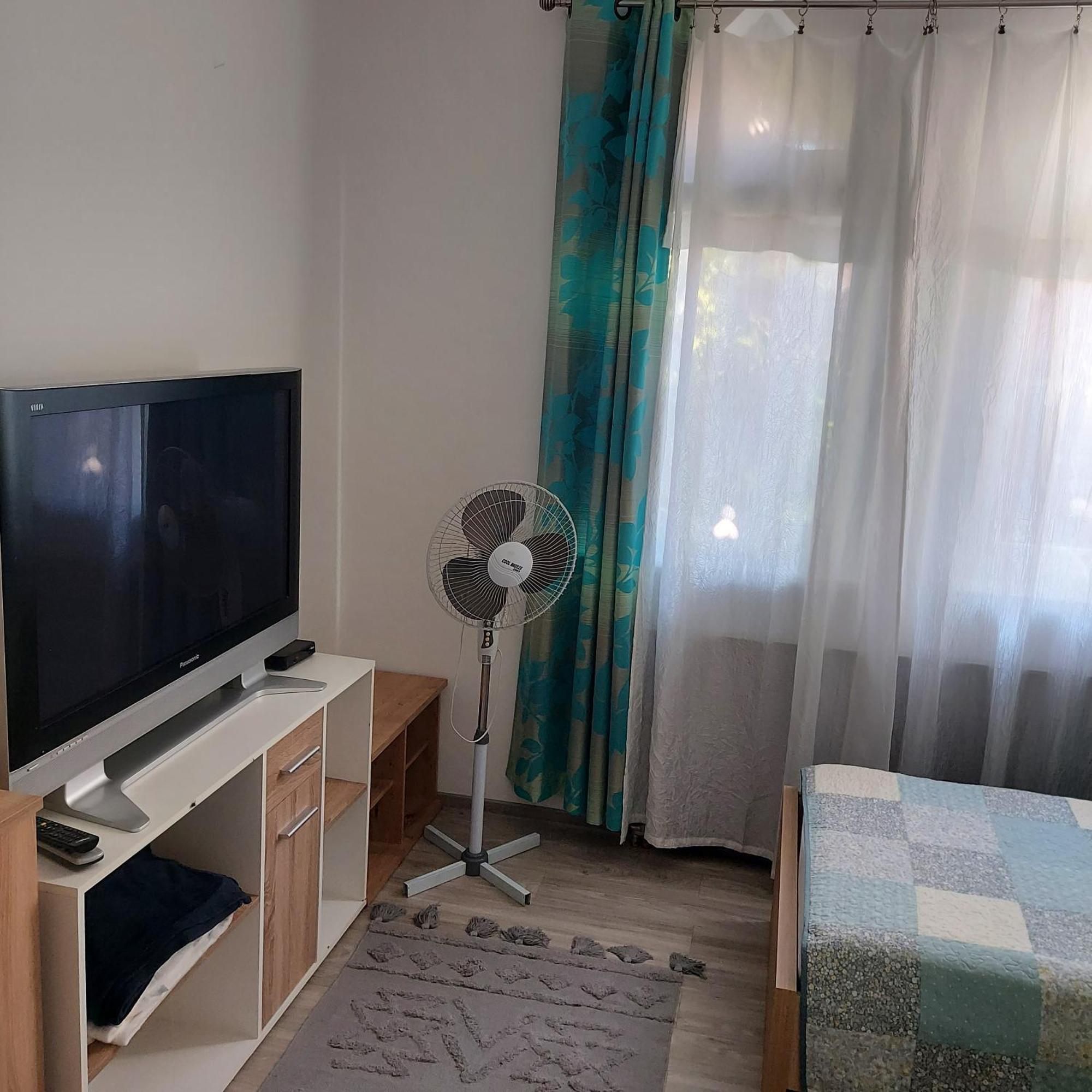 Petra Vendeghaz Hotel Szekszárd Eksteriør billede
